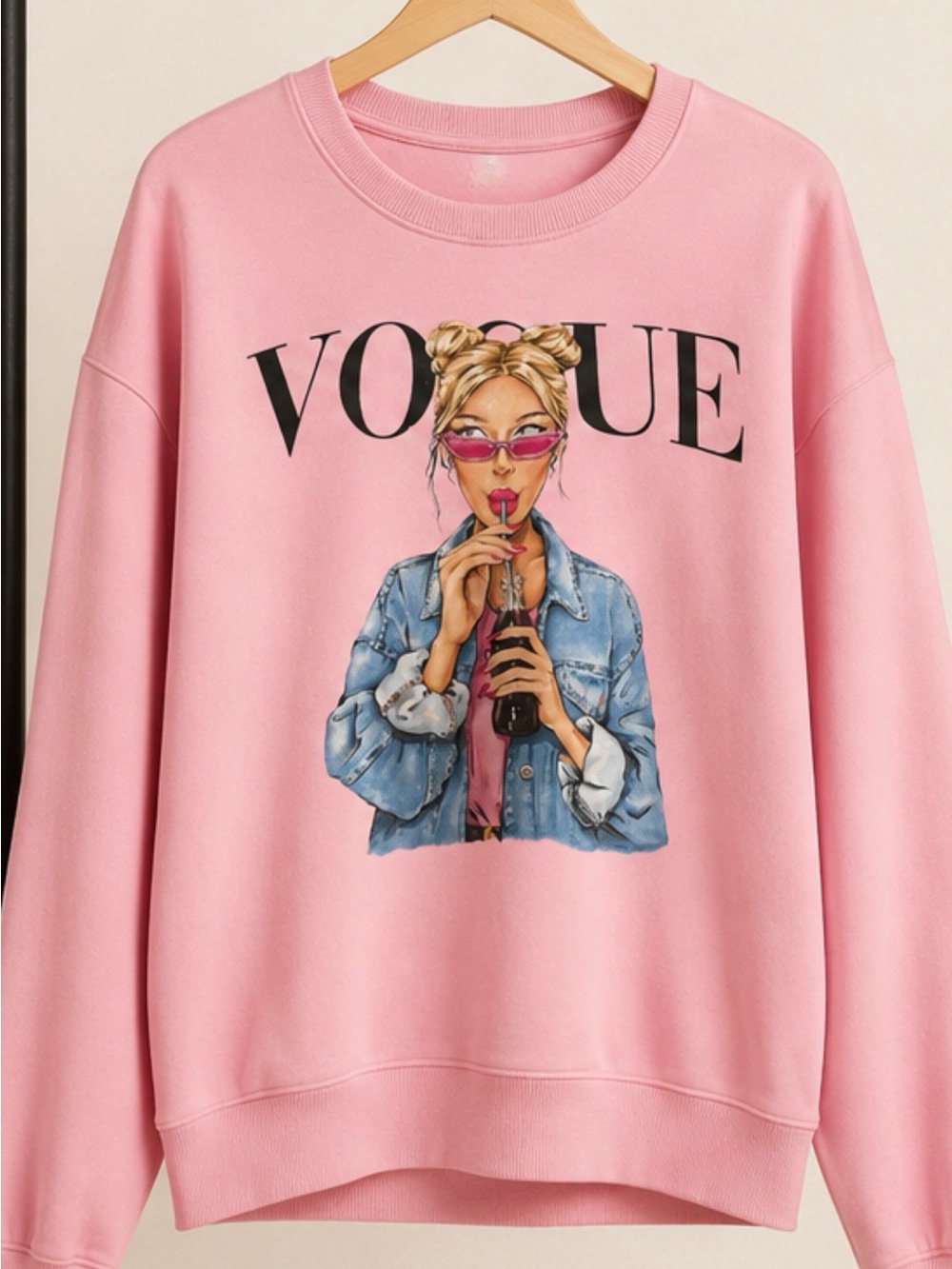 VOGUE Pink Graphic Sweatshirt Women’s Size XL NWT Cozy Fleece Crewneck